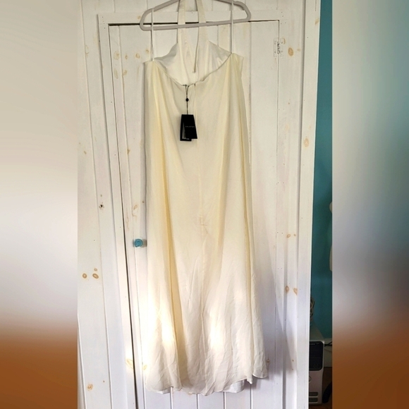 HALSTON Ori Crepe/Chiffon Halter Wideleg Jumpsuit NWT - Picture 8 of 16